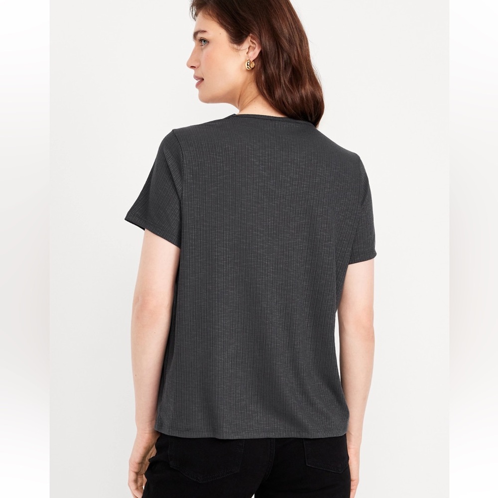 NWT Luxe Ribbed Slub-Knit T-Shirt (Medium) - Picture 2 of 7